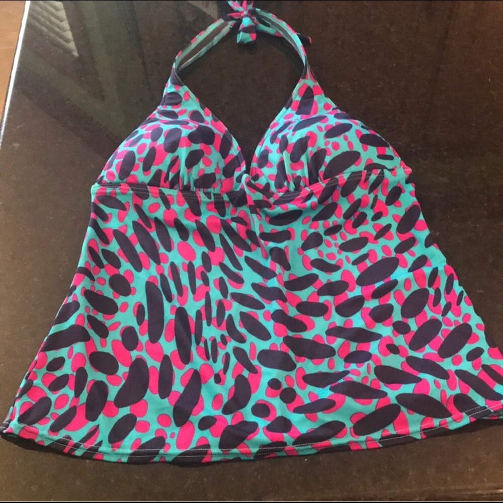 Victoria’s Secret Tankini Halter Top | Size Medium